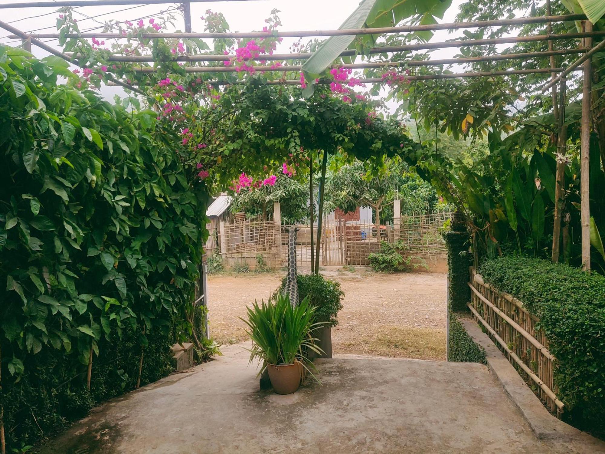 Meexok Guesthouse Nongkhiaw Buitenkant foto