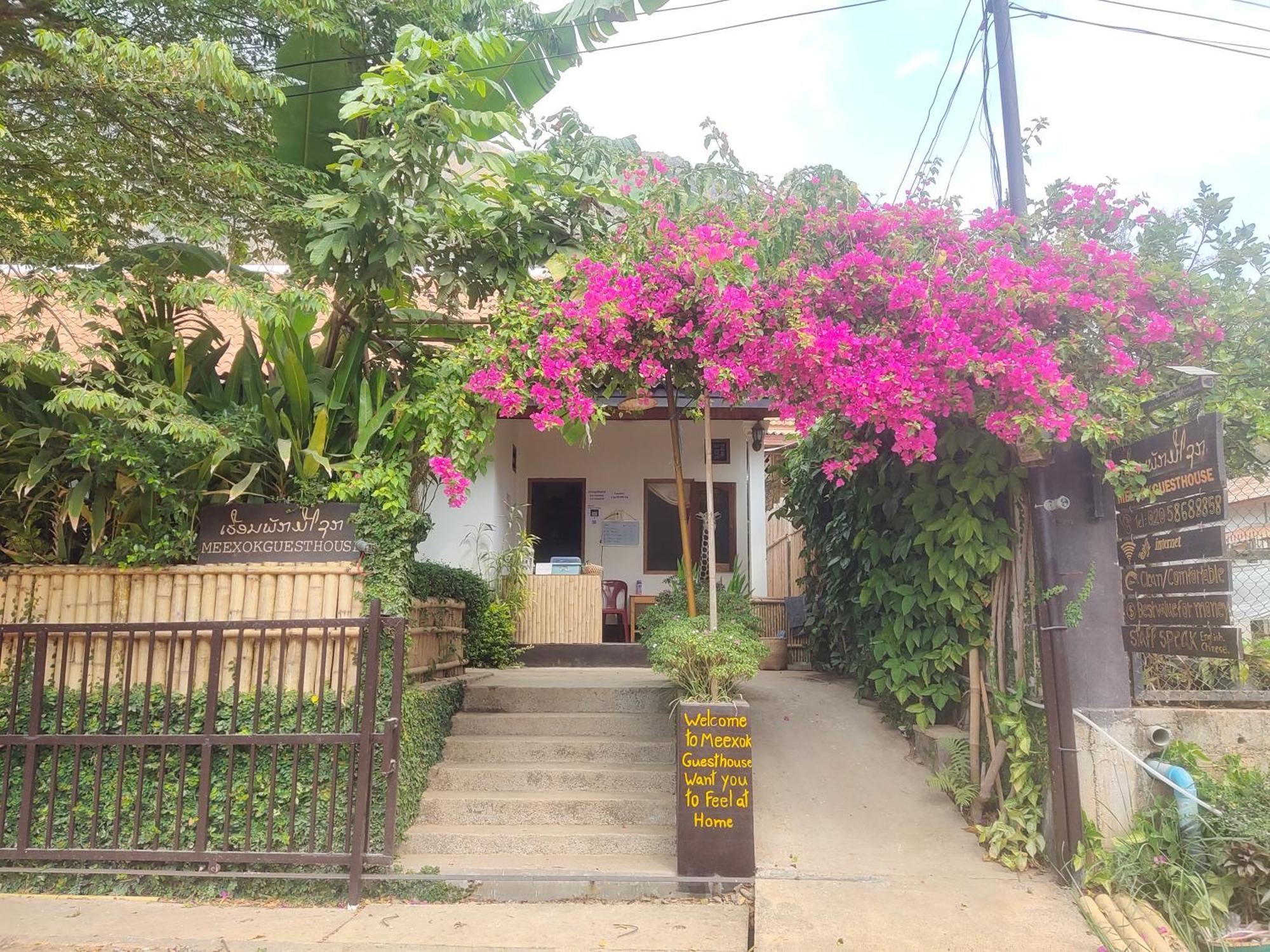 Meexok Guesthouse Nongkhiaw Buitenkant foto